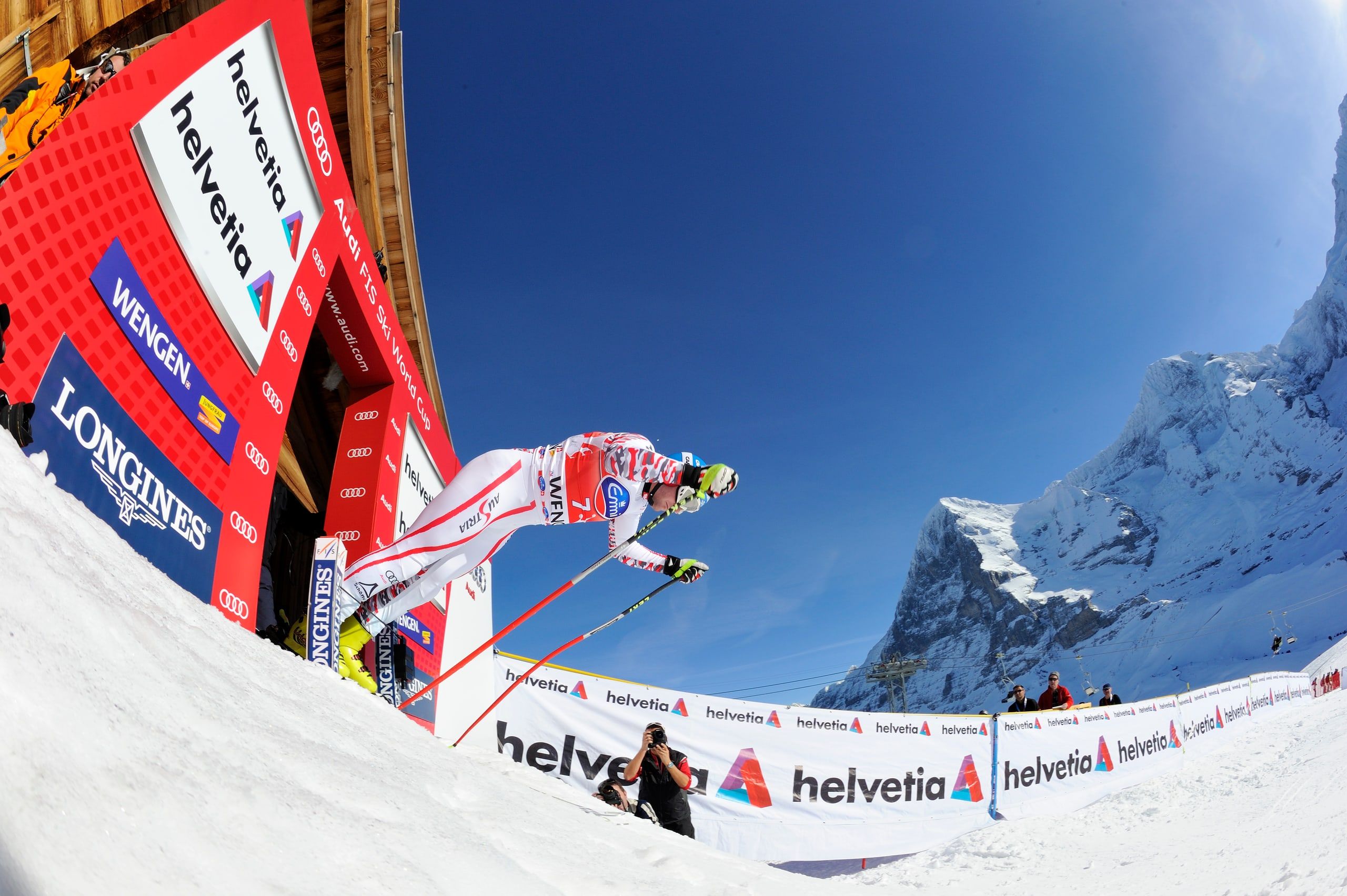 Abfahrer beim Lauberhornrennen in Wengen