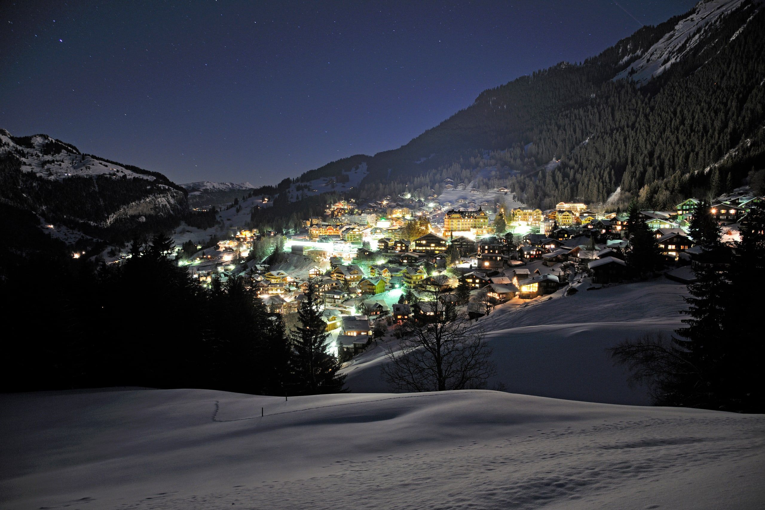 Wengen bei Nacht im Winter